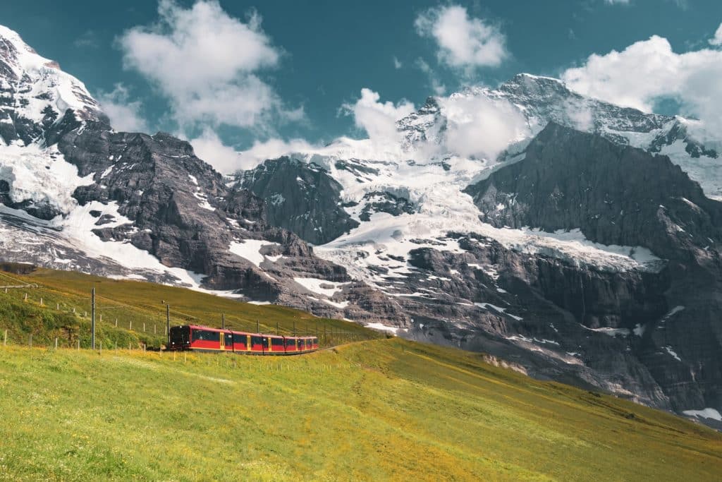 Switzerland Family Reunification & Work Visa requirements for Chinese